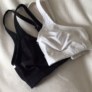 Breezies Bras LOT Black & White 38D